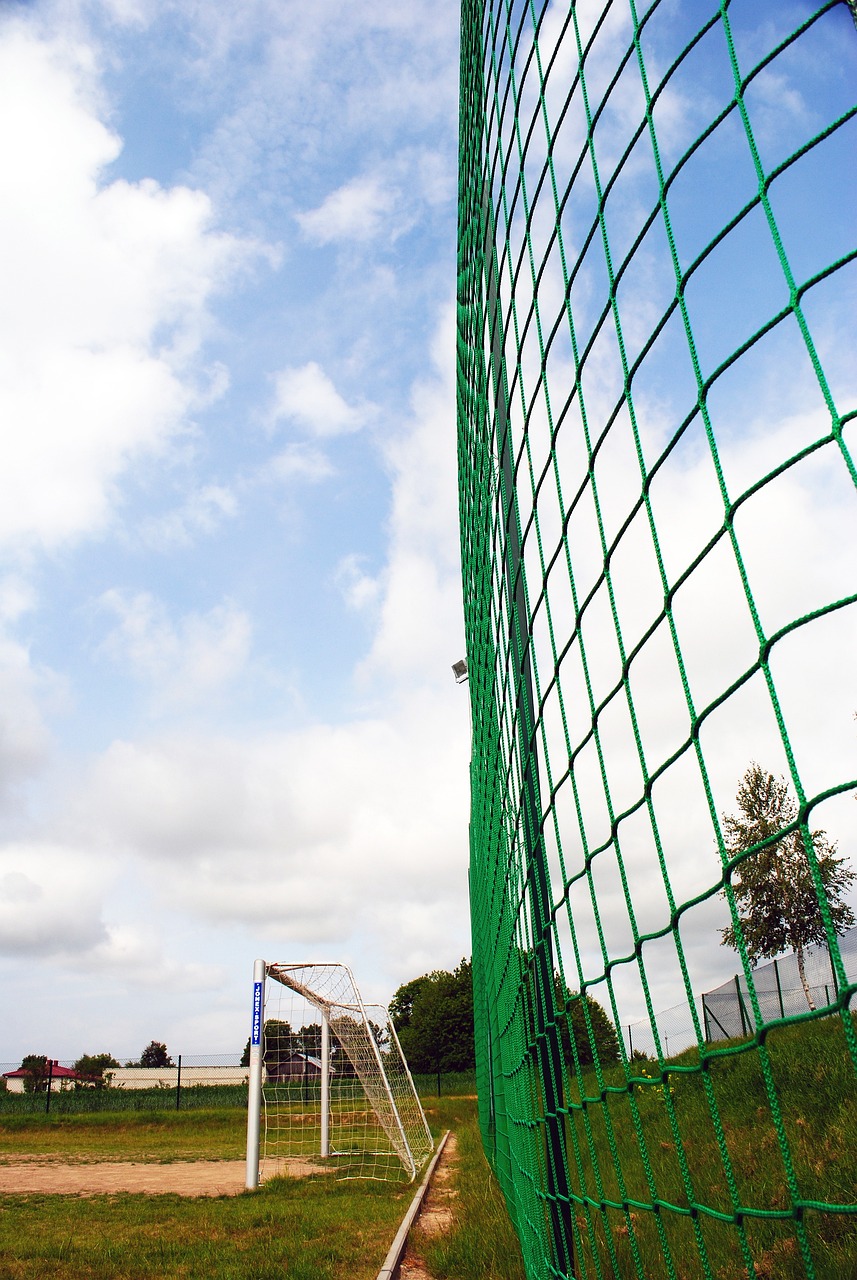 英超第8輪曼聯2比1布倫特福德 麥克托米奈補時雙響 曼聯絕境翻盤!.